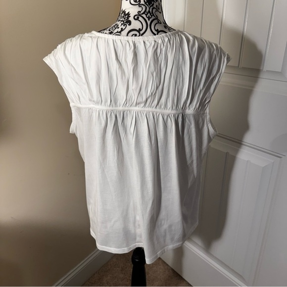 Loft White Sleeveless Top NWT - Picture 5 of 6